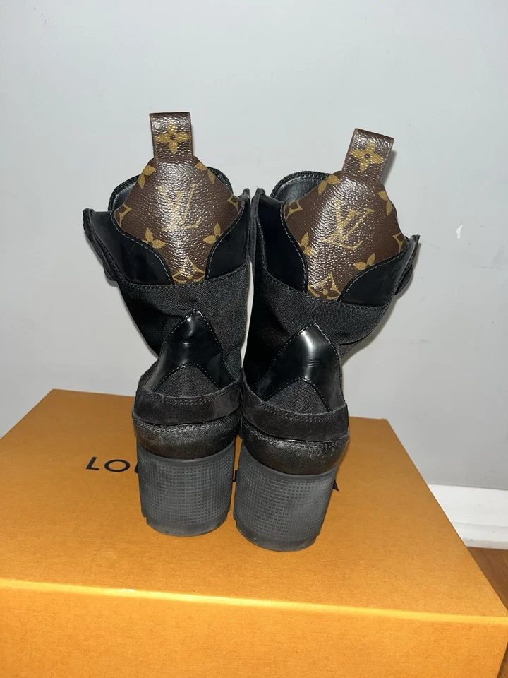 Louis Vuitton Women's Monogram Laureate Desert Combat Boots Size 37 1/2 - Image 2 of 4