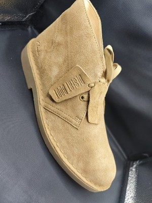 Desert Bt Evo. Dark Sand Suede Gr 38Clarks Desert Boot in einem hellen  Beigeton