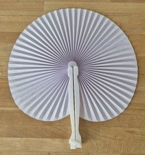 Papier Kunststoff Handf&auml;cher WEISS 15 cm aufgeklappt 27cm z.B. f&uuml;r Hochzeit