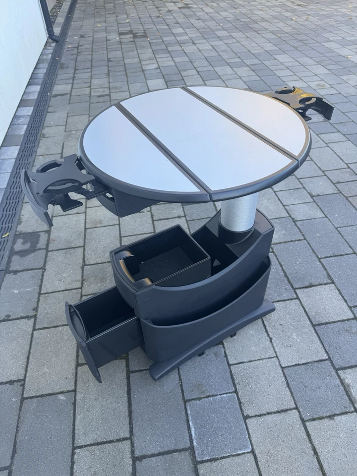 Vw Caravelle Folding Table - Image 2 of 4