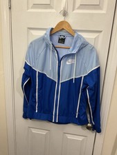 Nike Windbreaker Jacket in Blue and Light Blue