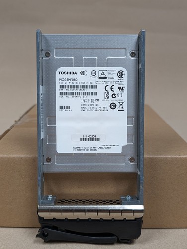 TOSHIBA NETAPP 2.5" PX02SMF080 800GB SAS SSD W/ CADDIE PN: SDFCP91NKA01