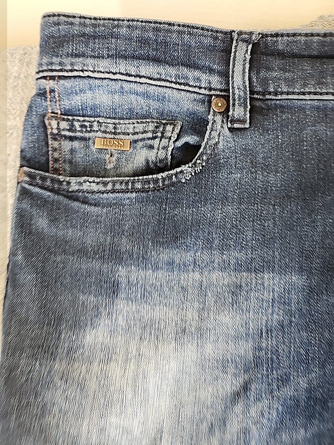 Hugo Boss Delaware Slim Fit Jeans Men’s 34/36 Stretch Blue Dark Wash Distressed