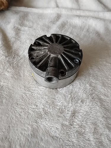 Mercedes-Benz Hydraulic Suspension Pump - 第 1/12 張圖片