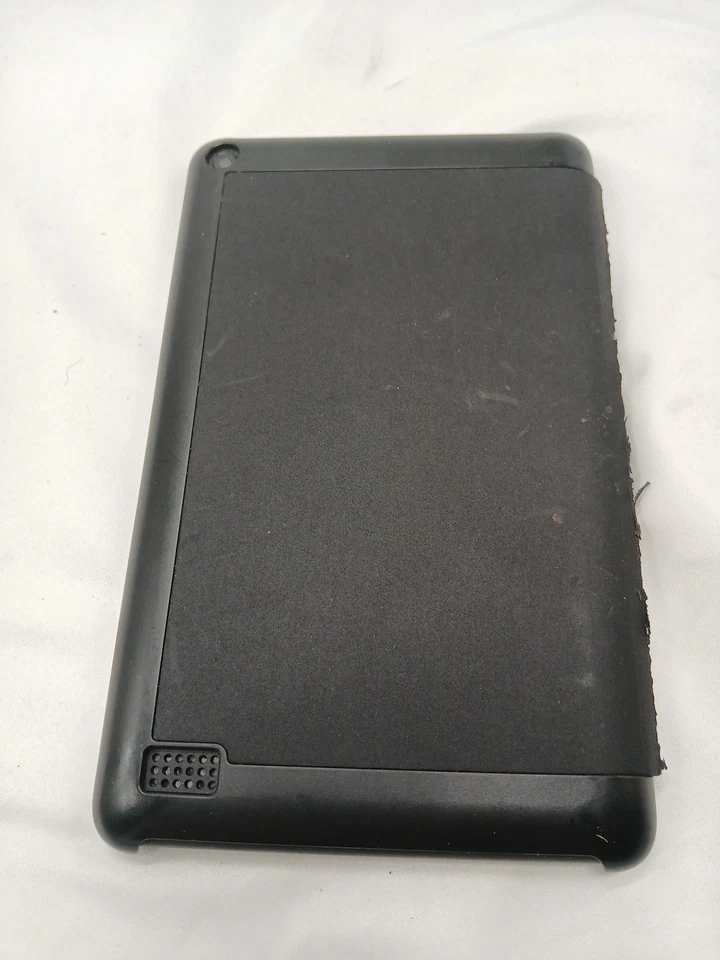 Amazon Kindle Fire 5th Generation Black Wi-Fi, 2GB With Cover - Image 4 of 4