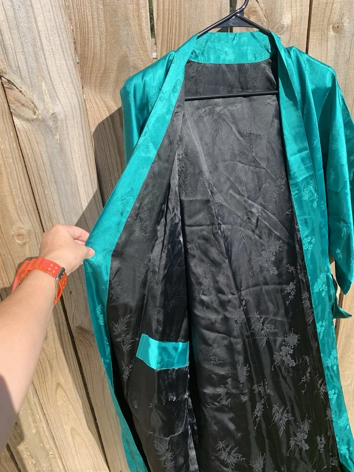 Nuevo con etiquetas Auténtico Teal Vintage Kimono Chino Talla Pequeña Bata Larga de Seda Foto 3 de 4