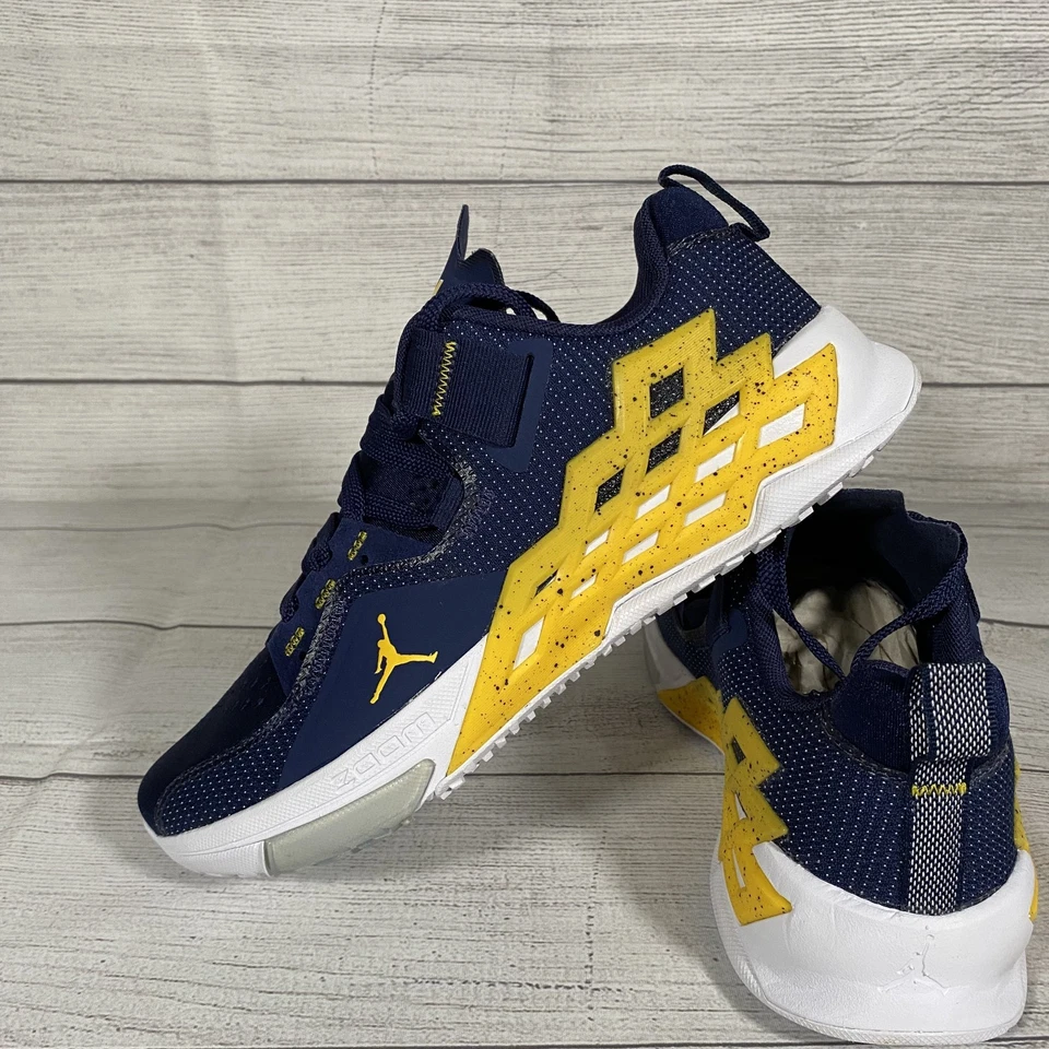 Jordan Alpha Trainer 360 TR Para hombres Talla 7 Michigan Wolverines CQ6425-417!!RARO!! Foto 4 de 4