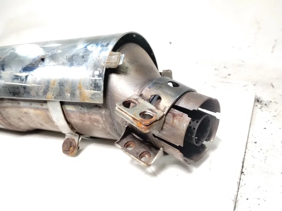 Tubo silenciador escape trasero Honda VTX1800 C 2004 Foto 4 de 4