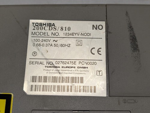 Toshiba Satellite 200CDS Vintage Laptop - Working, Signs of Use - Picture 8 of 10