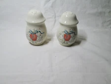 Vintage International Stoneware Country Marmalade Geese Salt & Pepper Shakers