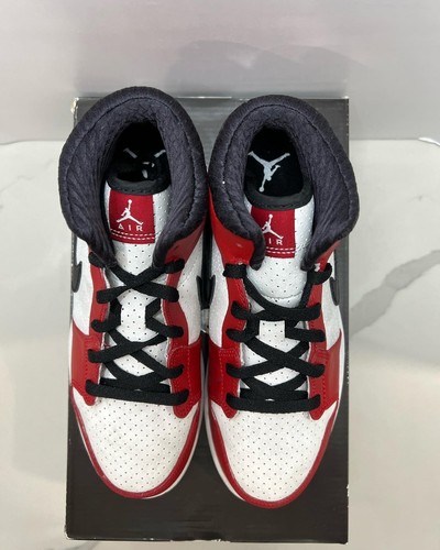 Nike Air Jordan Chicago Alpha 1 Size 3Y Dead Stock Released In 2009 Ships Fast - Picture 4 of 7