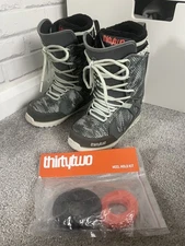 Thirty Two women’s TM-2 Snowboard Boots  UK 4.5 Grey