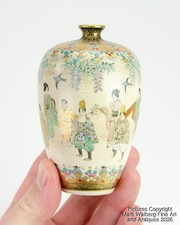 Japanese Small Satsuma Porcelain Vase, SIGNED, Procession, Meiji Period