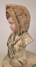 SWEET VICTORIAN 19TH C CHILD  S NET BONNET W SILK LINING 