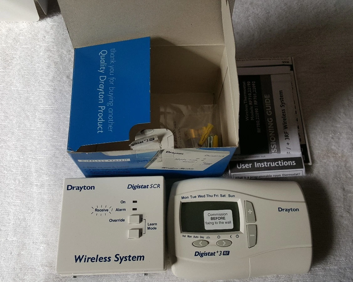 Drayton RF701 Digistat +3RF Thermostat and scr Receiver | eBay