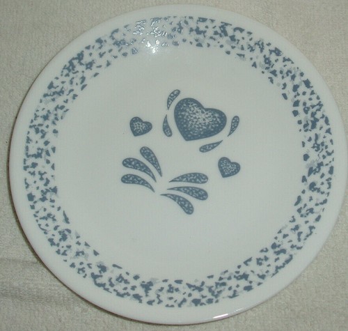 2 CORELLE BLUE HEARTS 6 3/4" PLATES - Picture 3 of 4