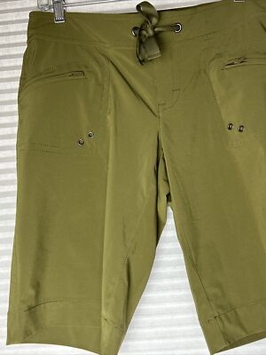 Athleta Kick It Cargo Bermuda Shorts Sz 2 Light Olive Green Woman s Style 739413