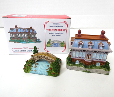 New Liberty Falls Collection The Art Museum & Stone Bridge AH204/AH226- 2000