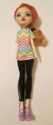 Apple White Ever After High Doll 2012 Mattel NO HANDS Nose ring?