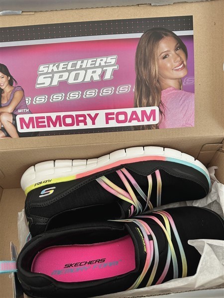 NIB Skechers Womens Air Streamer Memory Foam Slip On Athletic Sneaker Shoe-8