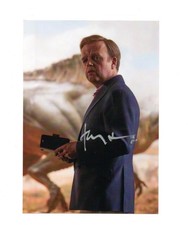 Toby Jones als Gunnar Eversol in Jurassic World signed 7x5 Col Foto handsigniert