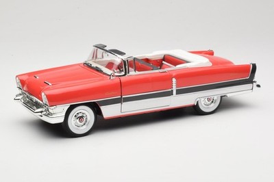 3042082 Packard Caribbean Convertible Red American Mint 1:18