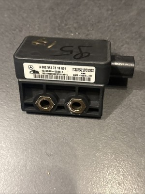 Original MB R170  SLK Drehratensensor A0025427218.  Q01 Sensor (95)