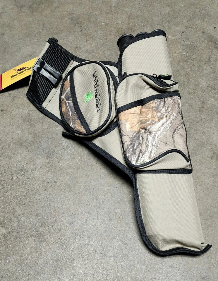 Tarantula Q008RHMB CAMO, Archery, Three-Tube Arrow Quiver, Right Handed, 2-Pack - Image 2 of 4