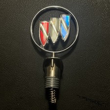 New Nos Oem Genuine Nos Gm Buick Hood Ornament Emblem