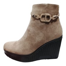 Stivaletti Donna In Pelle Scamosciata Con Tacco Basso E Fibbie – Modello Cowboy Con Cerniera E Solette Rialzanti Integrate, Vintage Monocolore