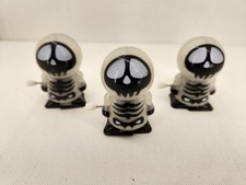 Lot Of 3 Wind Up 2.5" Walking Black and White Skeleton Halloween Toy Works