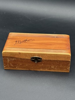 Vintage MOTHER Small Wooden Cedar Keepsake Trinket Jewelry Box Grandmacore