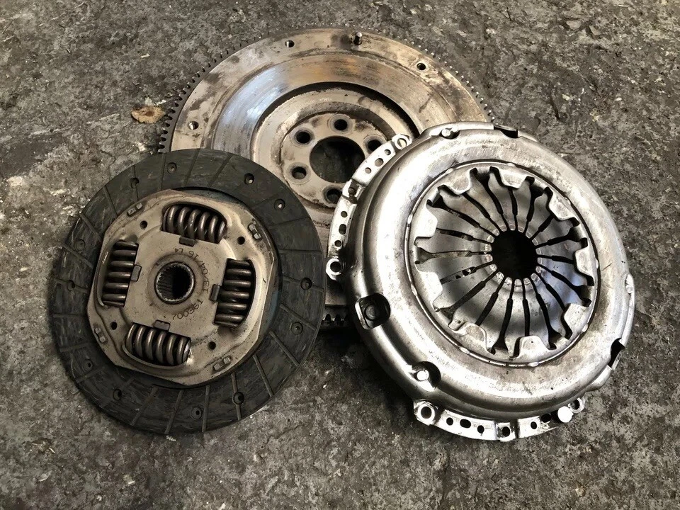 VW POLO 1.2 9N3 CLUTCH KIT FLYWHEEL