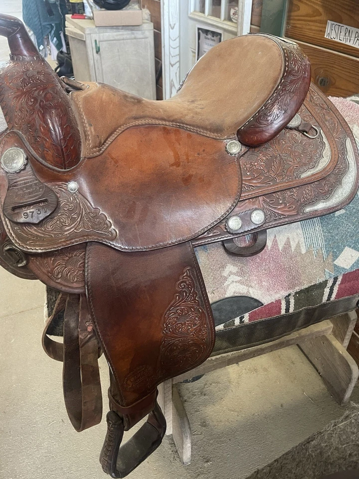 Серебряное королевское западное седло - Изображение 3 из 4