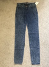 NWT Women's Guess Premium Skinny Stretch Jeans Size 25