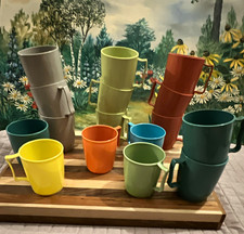 VINTAGE set 16 Mugs Multicolor Plastic-Tex - colonial plastic made in USA