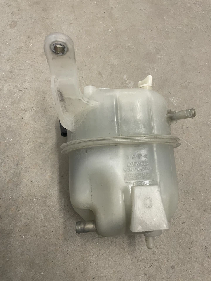 Reservatório radiador garrafa transbordamento líquido refrigerante Toyota Celica GT GTS 2000-2005 fabricante de equipamento original - Imagem 3 de 4