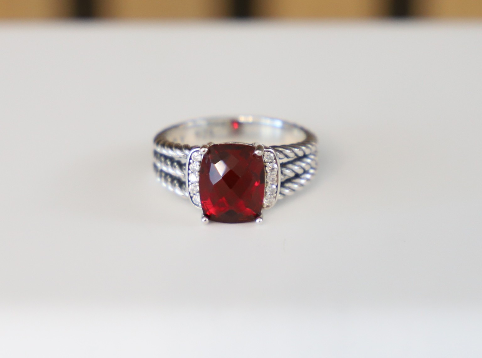 David Yurman Sterling Silver Petite Wheaton Ring Garnet with Diamonds size 7