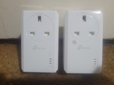 TP-LINK TL-PA7017P AV1000 Gigabit Passthrough Powerline Adapters 2-Pack