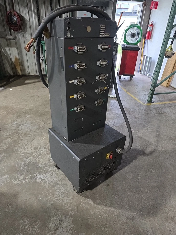 Controlador de inyección de molde Moldflow Altanium Hot Runner / Husky  Foto 2 de 4