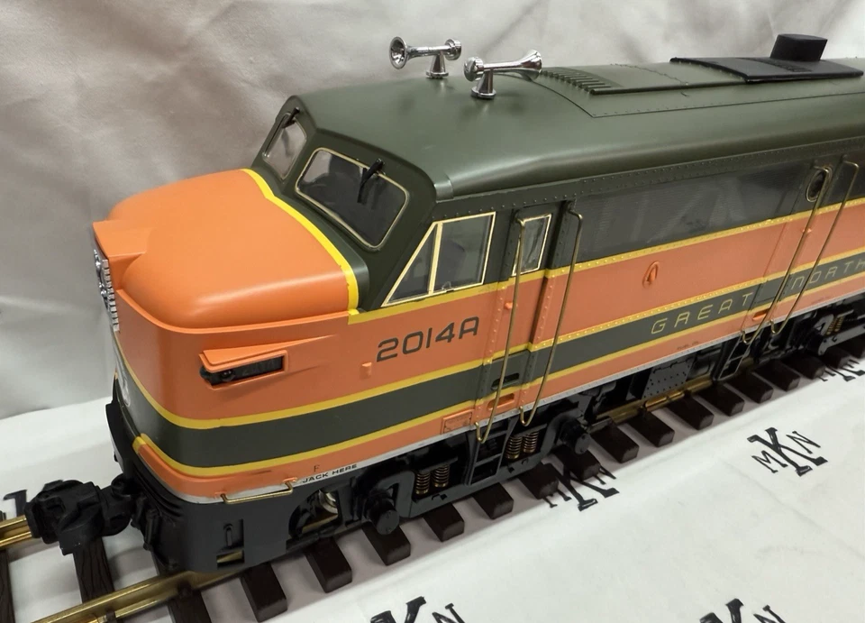 Aristo Craft 22014 22064 Great Northern FA-B Diesel Locomotive Powered Unit LN - Image 4 of 4