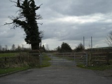 Photo 6x4 Lane to nowhere Shrewsbury This used to be the lane to Pitchfor c2008
