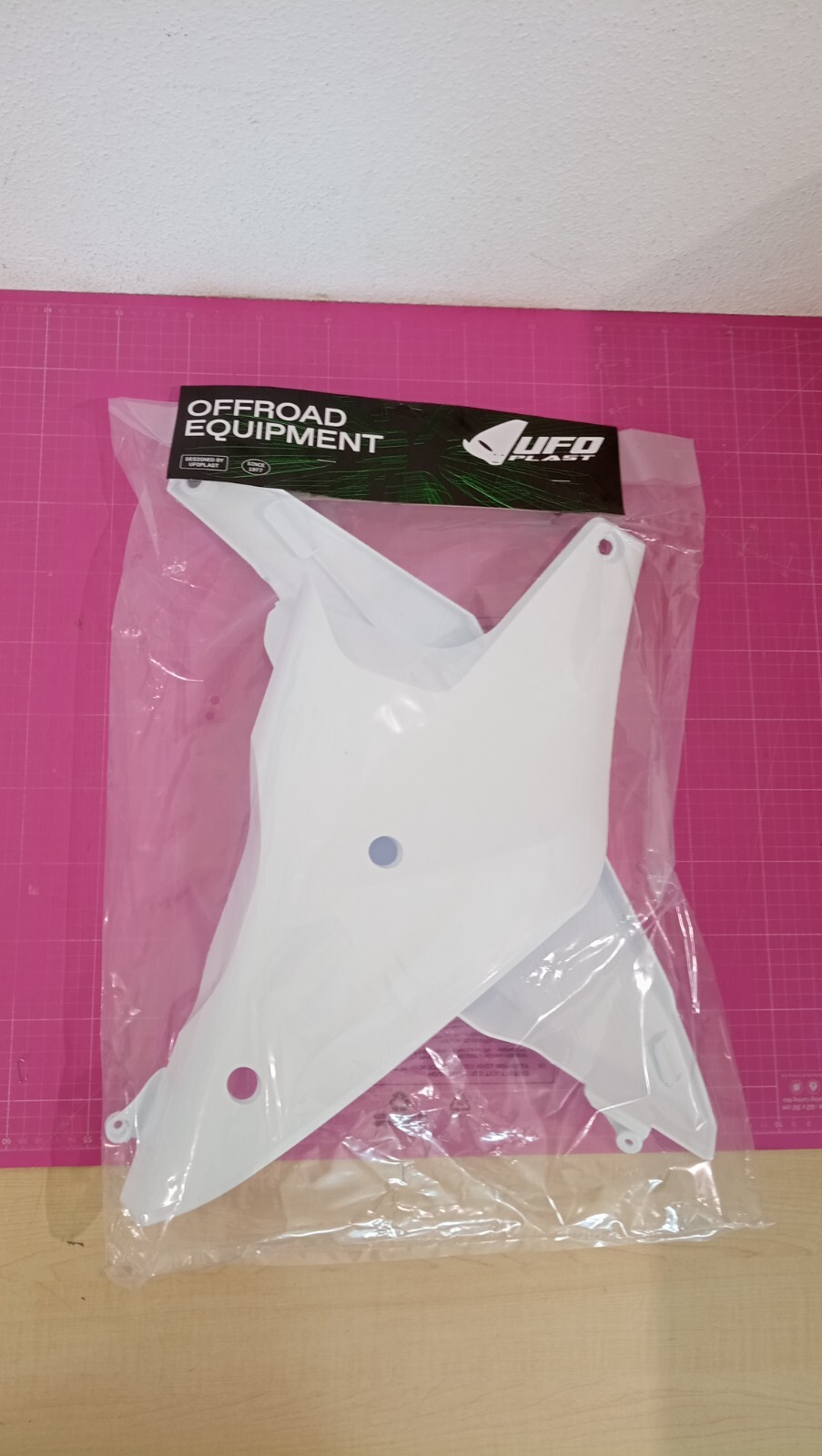 Ufo Plast Seitenteile Husqvarna TC/FC 23-, TE/FE 24-, Weiß
