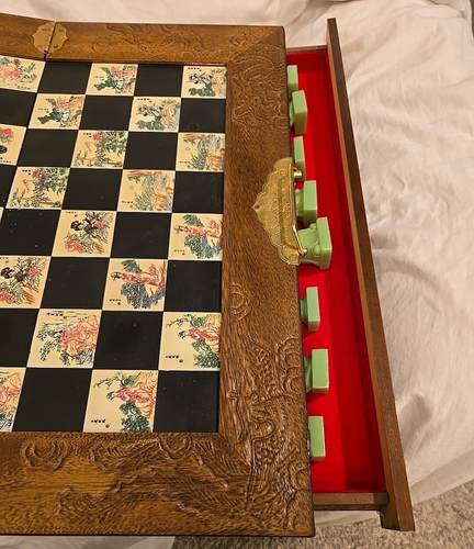 JUEGO DE AJEDREZ OCHO HADAS Tablero Plegable de Madera Tallado a Mano Piezas de Jabonera Dragón - Imagen 5 de 16