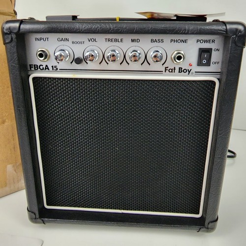 15 Watt Fat Boy FBGA 15 Portable Electric Guitar Amplifier / Amp 6.5" Speaker - Picture 2 of 19