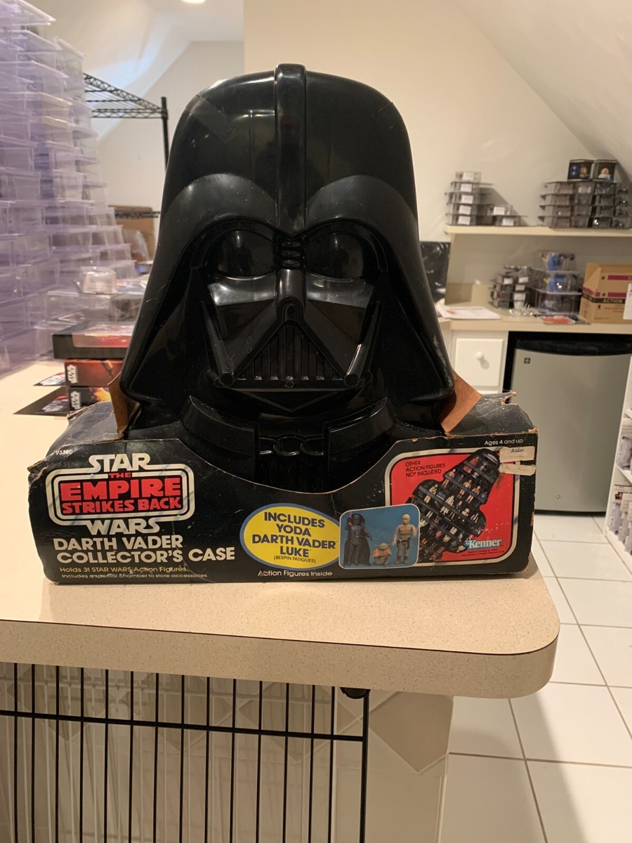 STAR WARS 1981 DARTH VADER COLLECTOR'S CASE SEALED WITH VADER