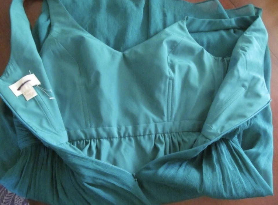 J. VESTIDO CREW VERDE SEDA GASA TALLA 6 Foto 3 de 4