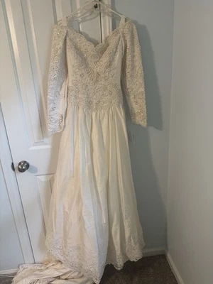 Wedding Dress Natural Silk With Seed Pearls & Sequins Size 8 Train W/veil - Image 1 of 4