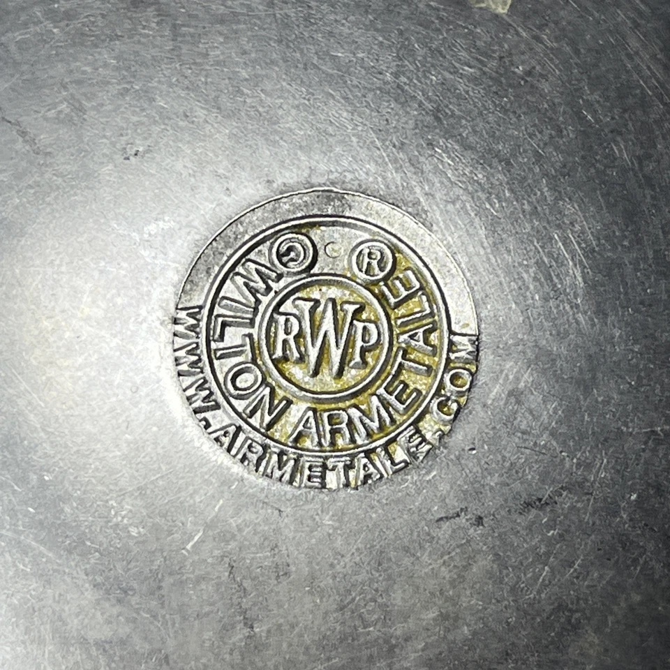 2 Vintage WILTON ARMETALE Acanthus Metal Round Chip Dip Serving Tray “13.25 in - Image 2 of 4