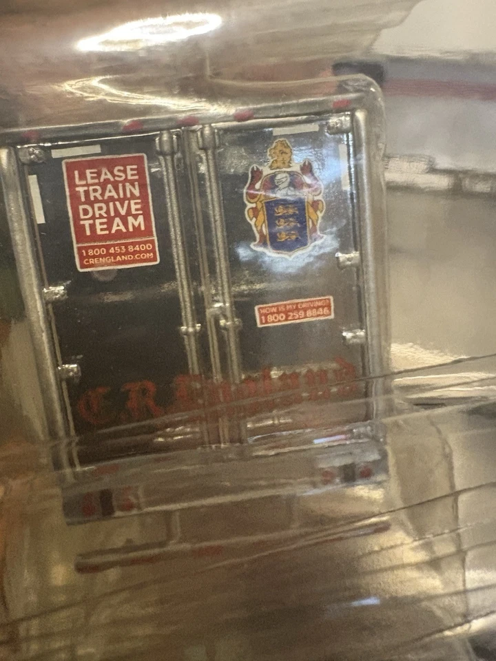 Литой под давлением рекламный трактор-прицеп 1:64 C.R.England Ser ll Reefer новый в коробке - Изображение 4 из 4